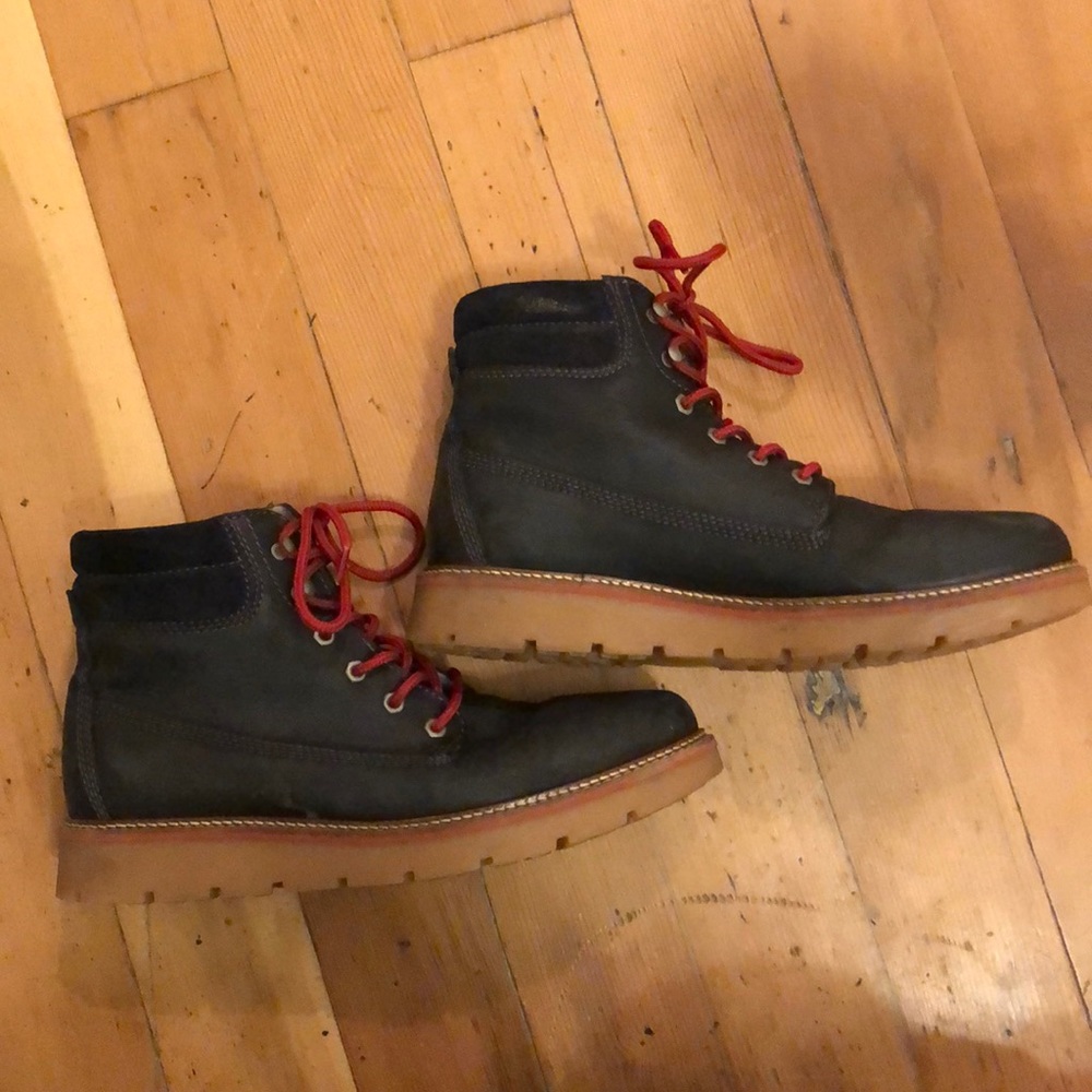 Eric Michael Shearling Lined Boots. - image 2